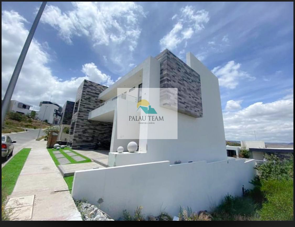 CASA EN VENTA EN CLUB DE GOLF LA LOMA CASA EN VENTA EN CLUB DE GOLF LA LOMA